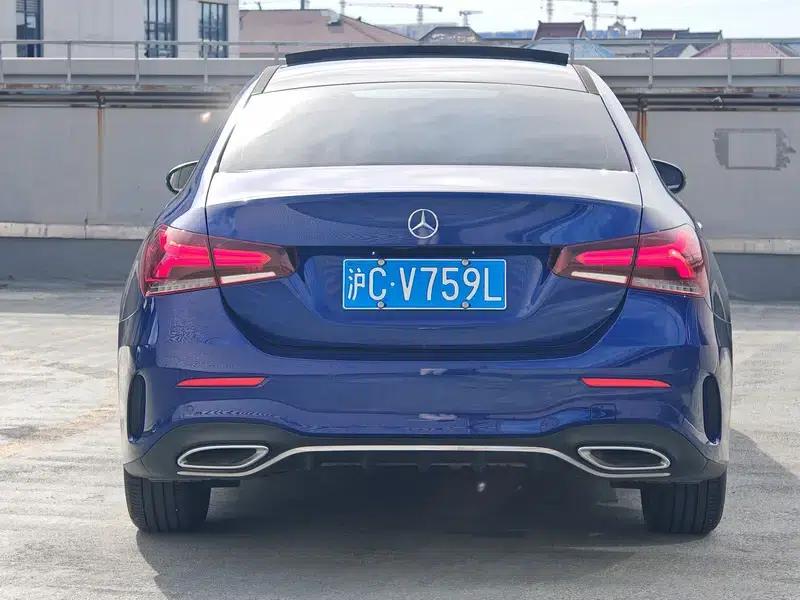 Mercedes-Benz A-Class 2020 Facelift A 200 L Sport Sedan Fashion Model — миниатюра 6