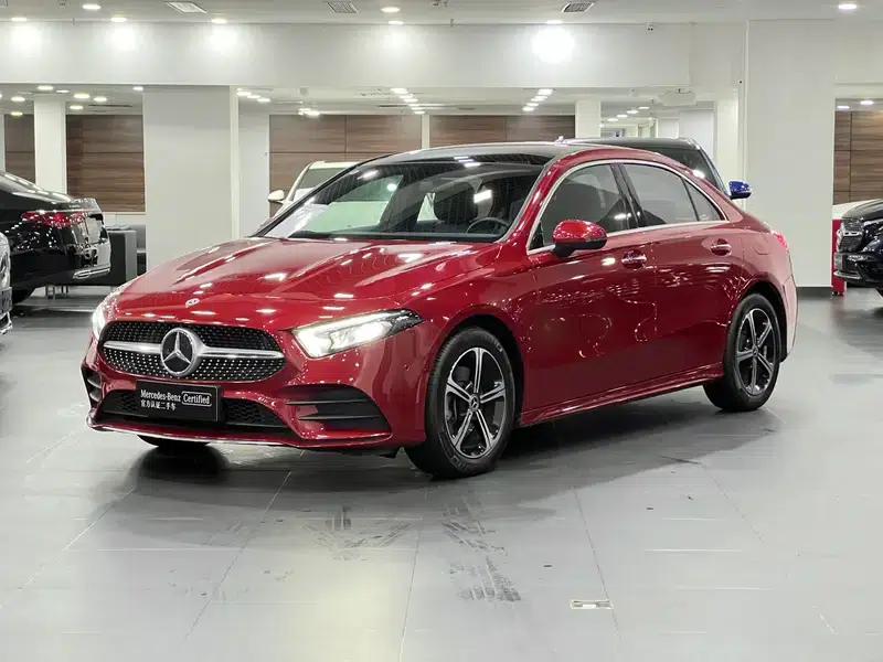 2023 Mercedes-Benz A-Class A 200 L Sport Sedan Fashion Edition — миниатюра 1