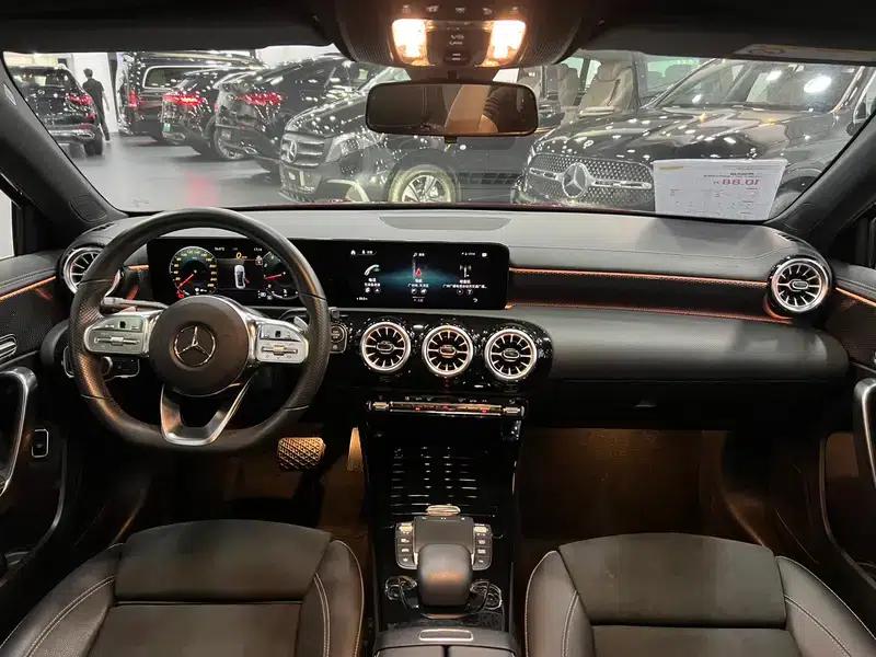 2023 Mercedes-Benz A-Class A 200 L Sport Sedan Fashion Edition — миниатюра 17