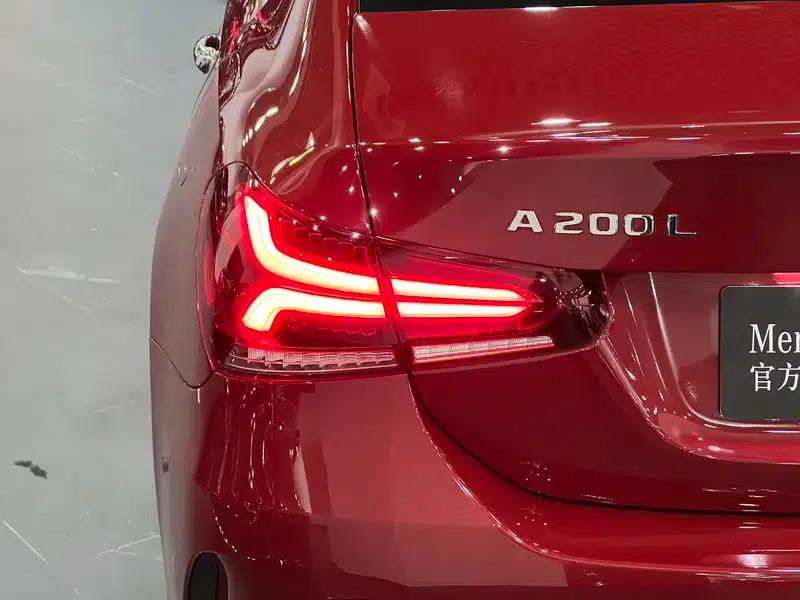 2023 Mercedes-Benz A-Class A 200 L Sport Sedan Fashion Edition — миниатюра 5
