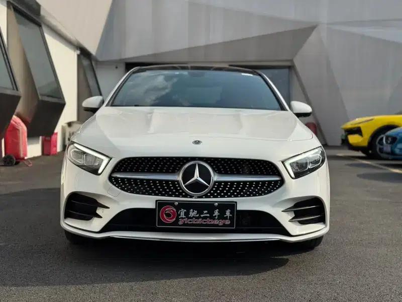 Mercedes-Benz A-Class 2022 Facelift A 200 L Sport Sedan Fashion Edition — миниатюра 2