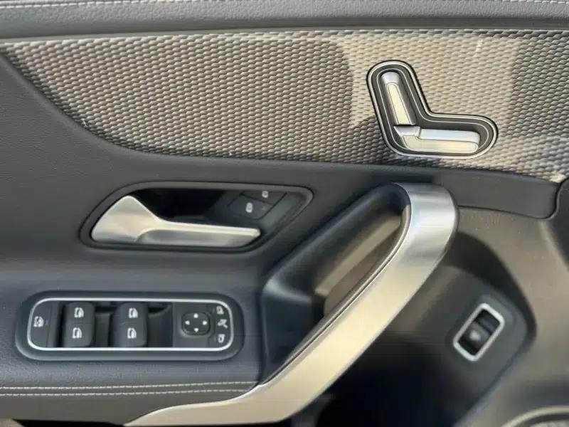 Mercedes-Benz A-Class 2022 Facelift A 200 L Sport Sedan Fashion Edition — миниатюра 10