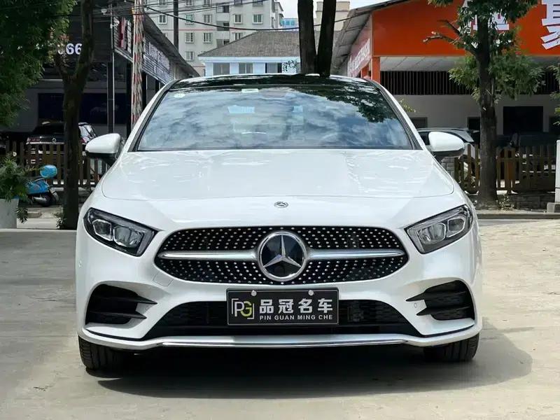 2023 Mercedes-Benz A-Class A 200 L Sport Sedan Fashion Edition — миниатюра 2