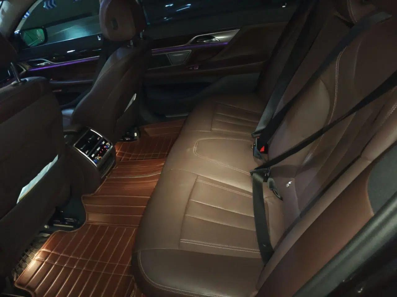 BMW 7 Series 2016 730Li Leading Model — миниатюра 17