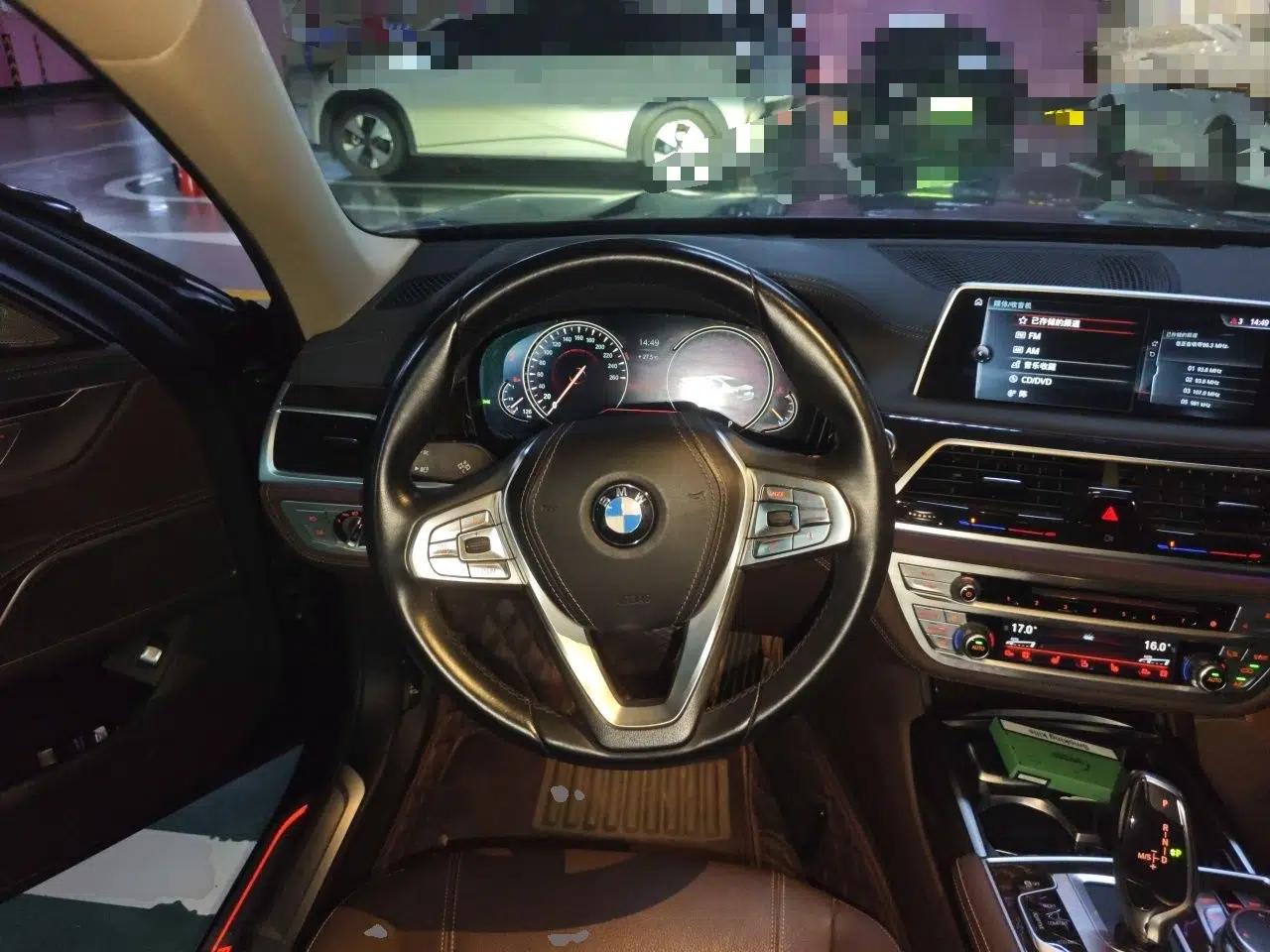 BMW 7 Series 2016 730Li Leading Model — миниатюра 10