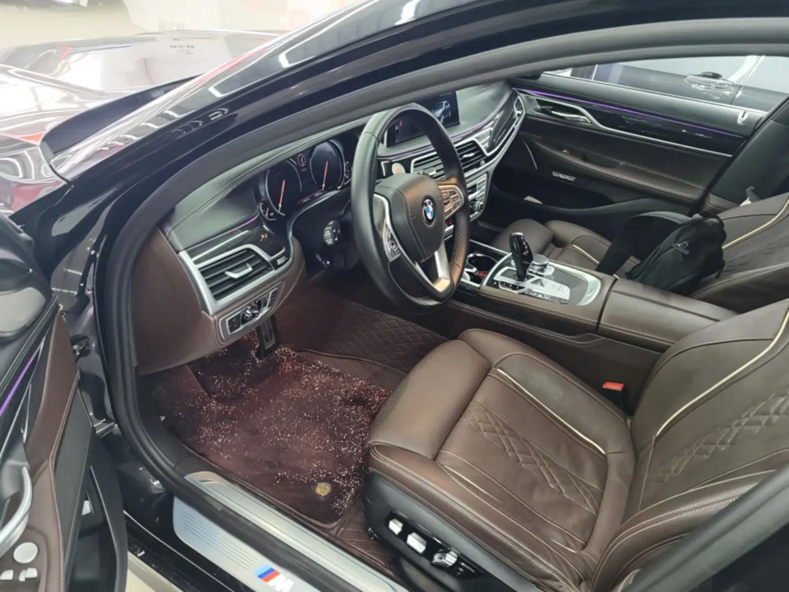 BMW 7 Series 2018 730Li Luxury Edition M Sport Package — миниатюра 18