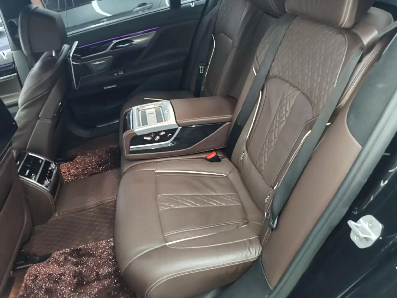 BMW 7 Series 2018 730Li Luxury Edition M Sport Package — миниатюра 20
