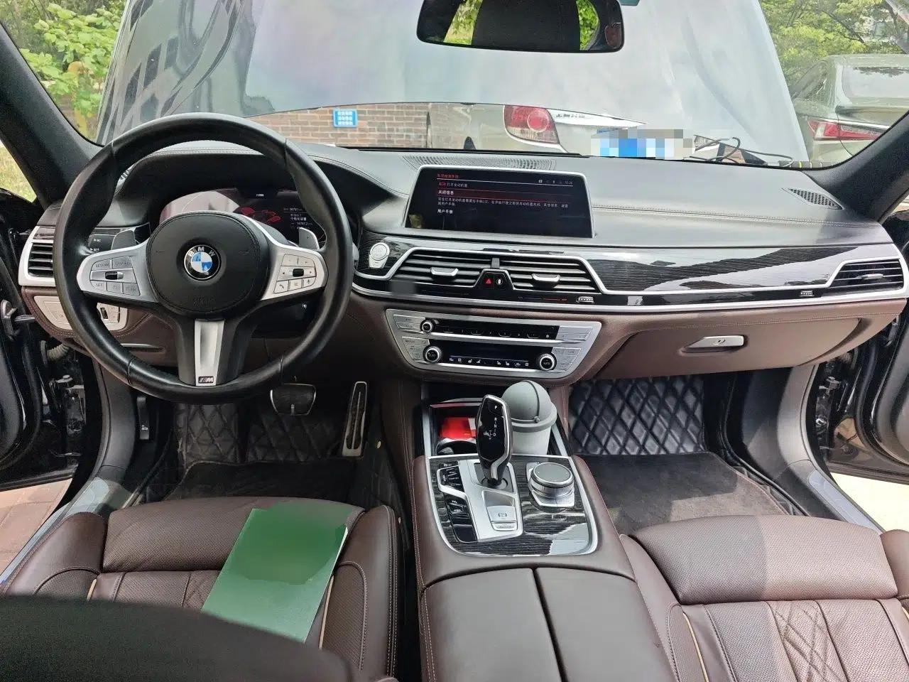 BMW 7 Series 2019 Restyled 730Li M Sport Package — миниатюра 9