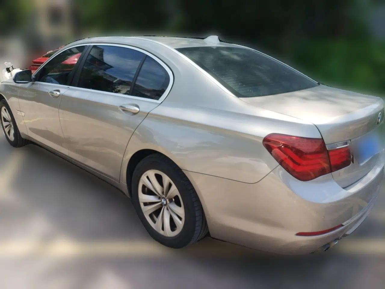 BMW 7 Series 2013 730Li Luxury Model — миниатюра 4