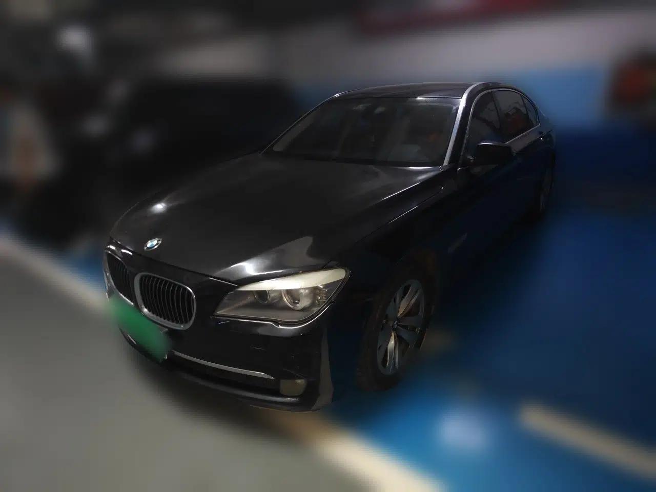 BMW 7 Series 2009 730Li Leading Model — миниатюра 1
