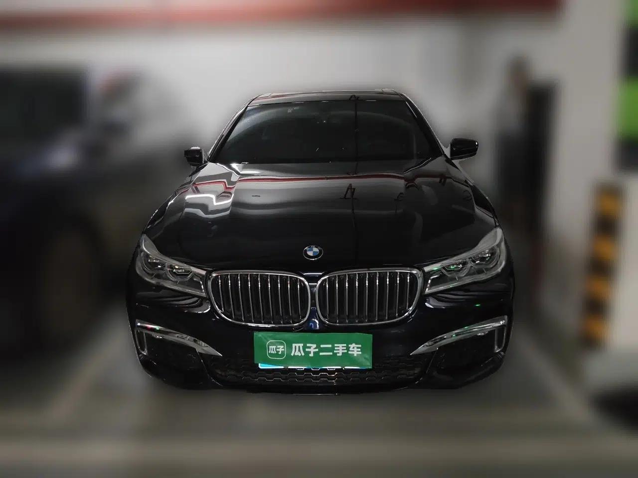 BMW 7 Series 2018 740Li M Sport Package Leading Model — миниатюра 2