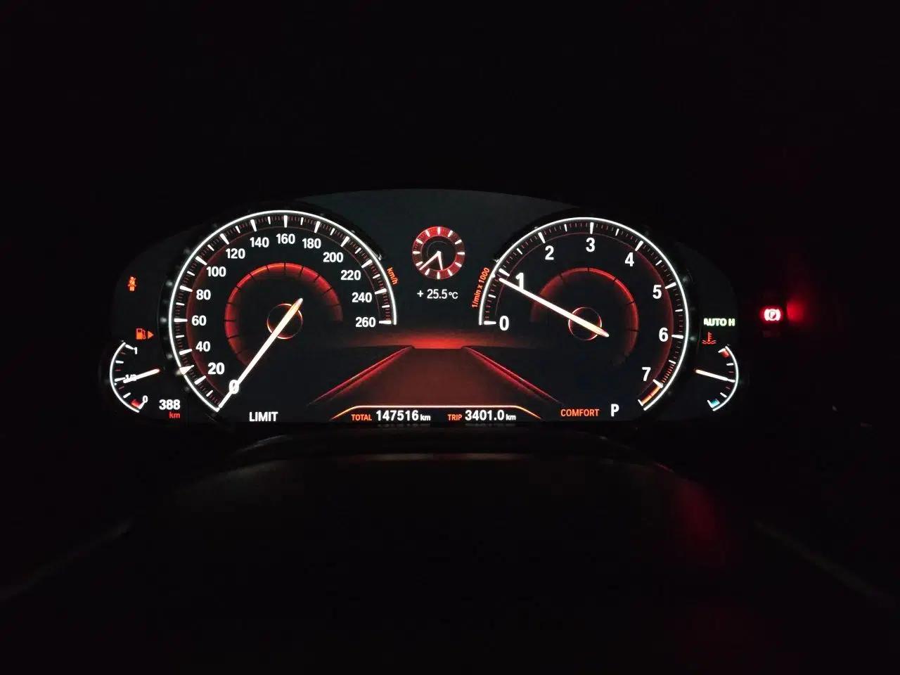 BMW 7 Series 2018 730Li Leading Model Excellence Package — миниатюра 11