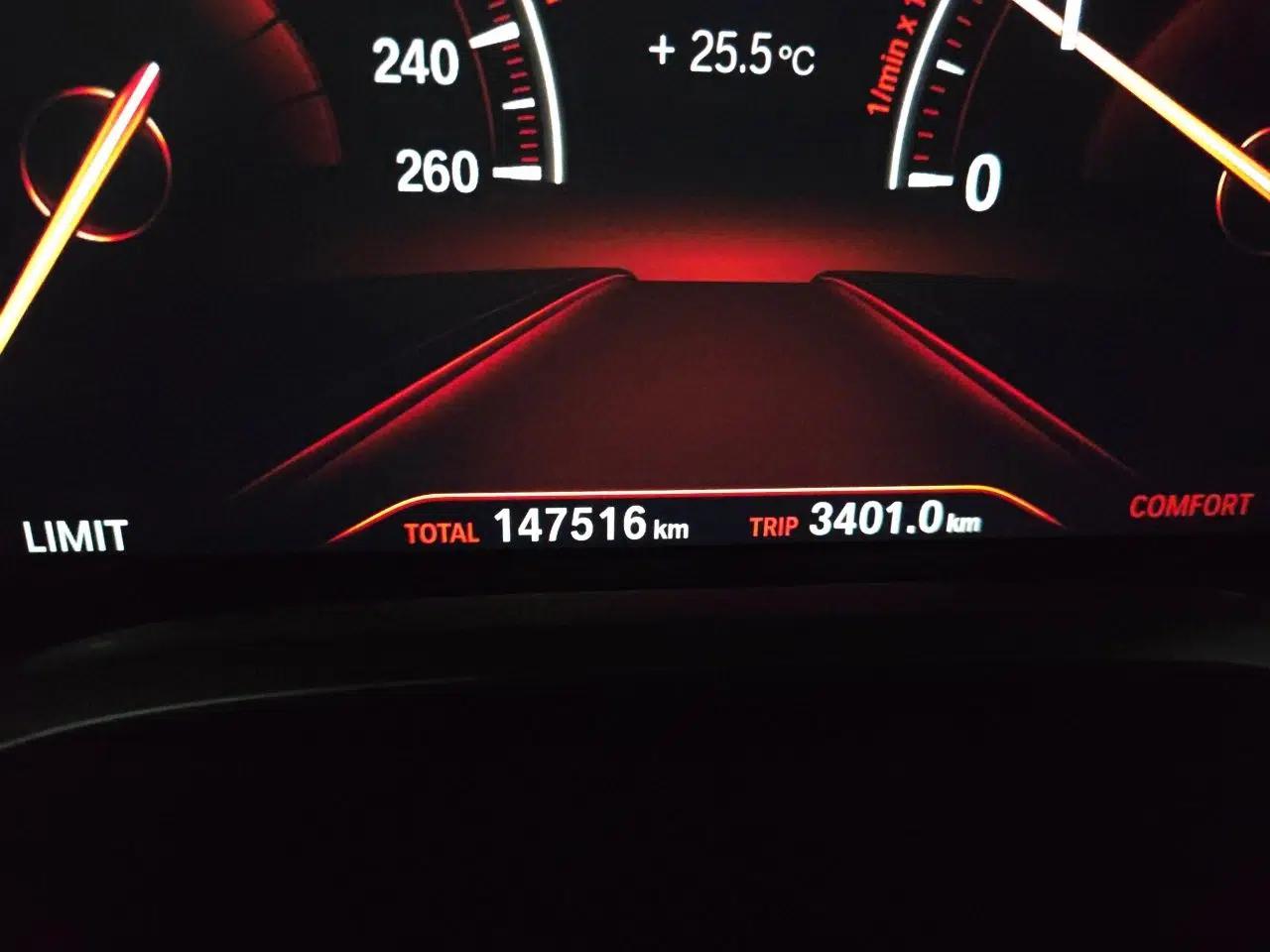 BMW 7 Series 2018 730Li Leading Model Excellence Package — миниатюра 12