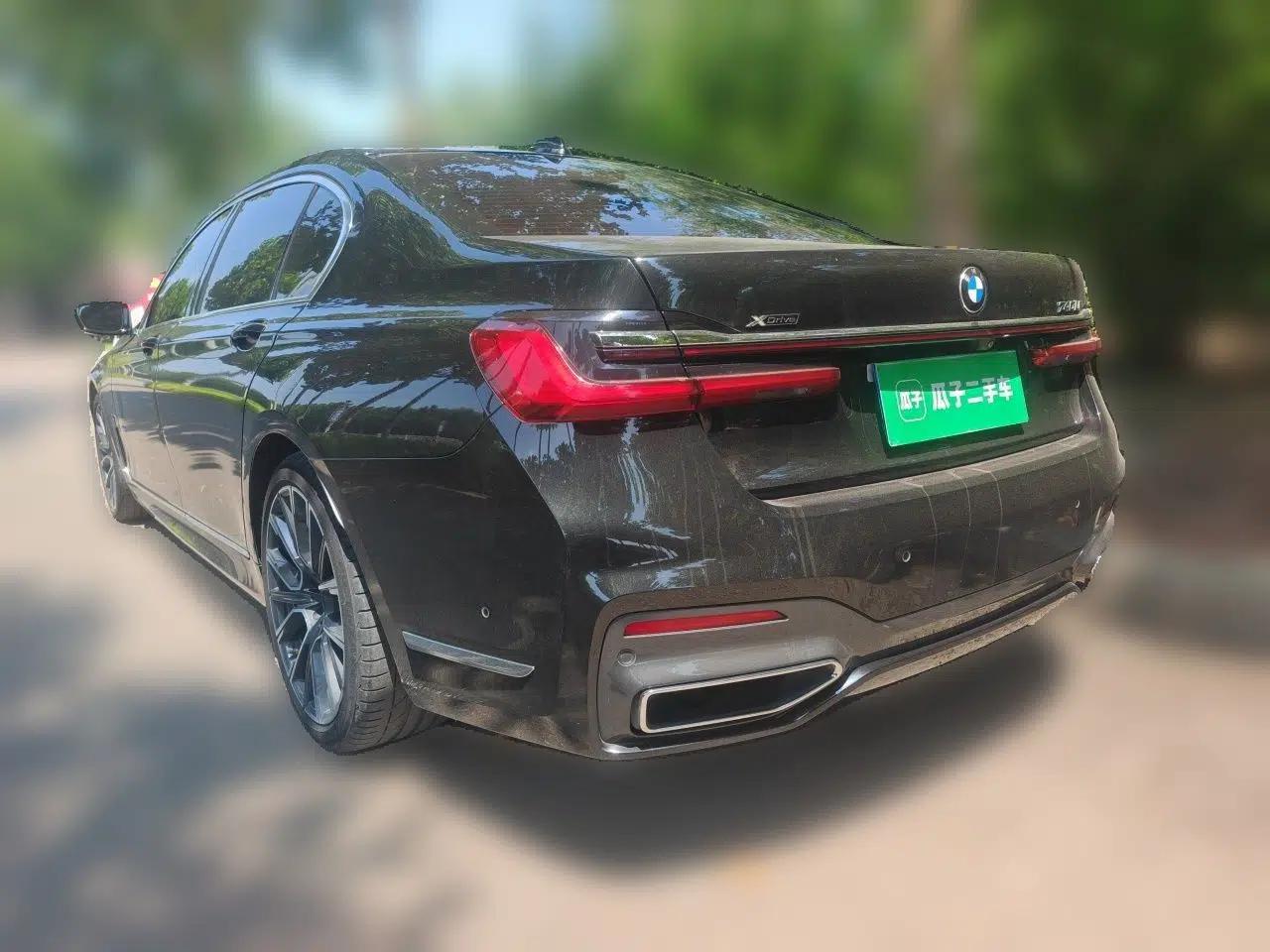 BMW 7 Series 2019 740Li xDrive Executive M Sport Package — миниатюра 4