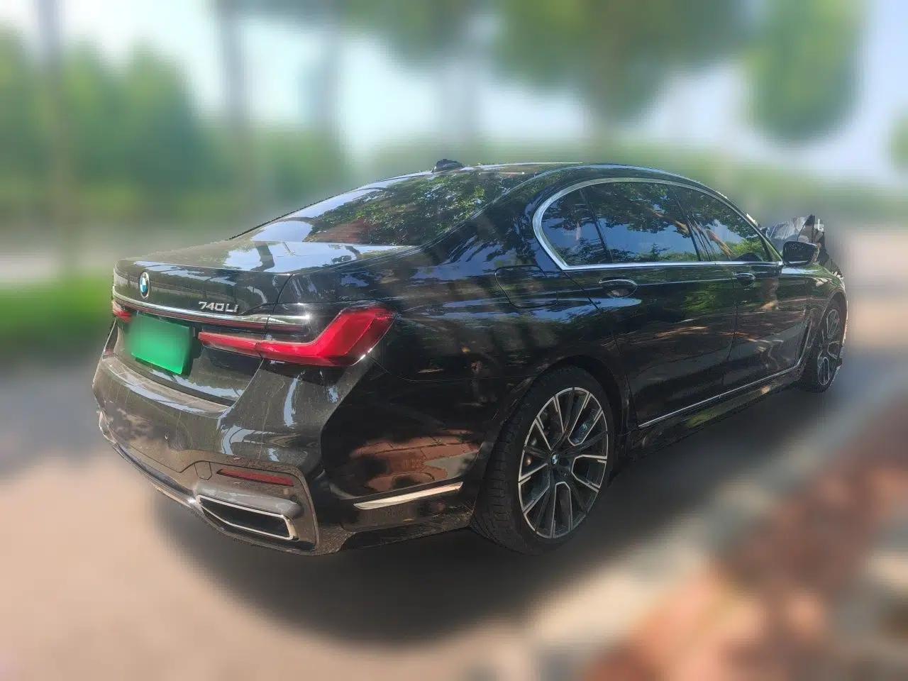 BMW 7 Series 2019 740Li xDrive Executive M Sport Package — миниатюра 6