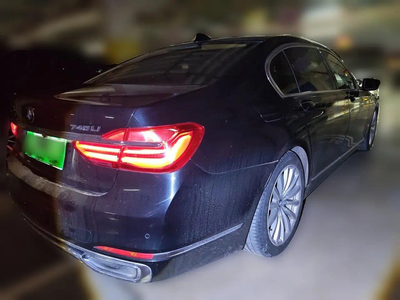 BMW 7 Series 2016 740Li Luxury Edition — миниатюра 6