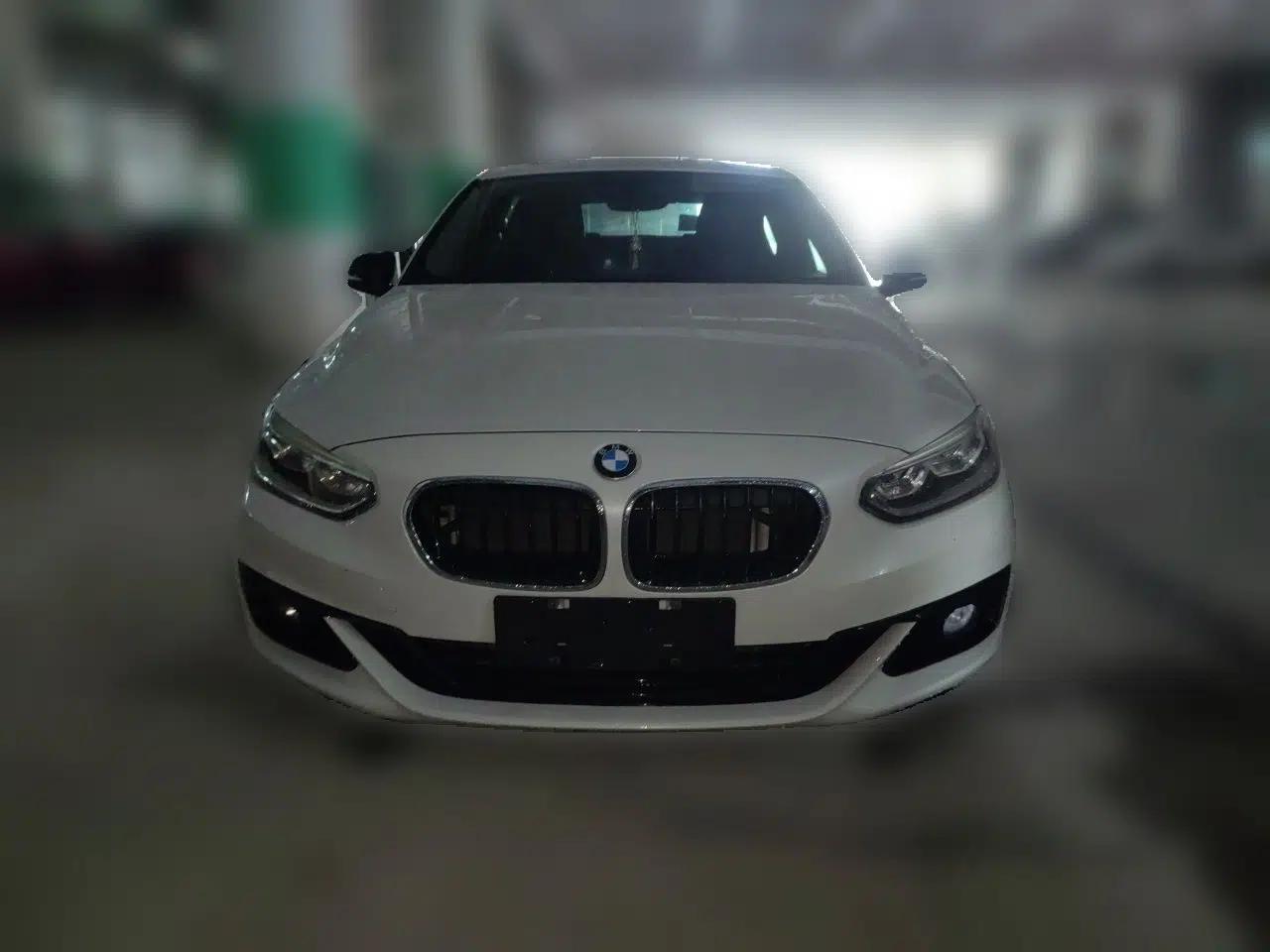 BMW 1 Series 2017 118i Sport Edition — миниатюра 2