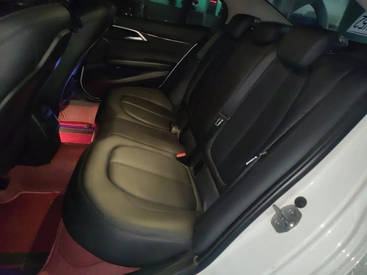 BMW 1 Series 2017 118i Sport Edition — миниатюра 17
