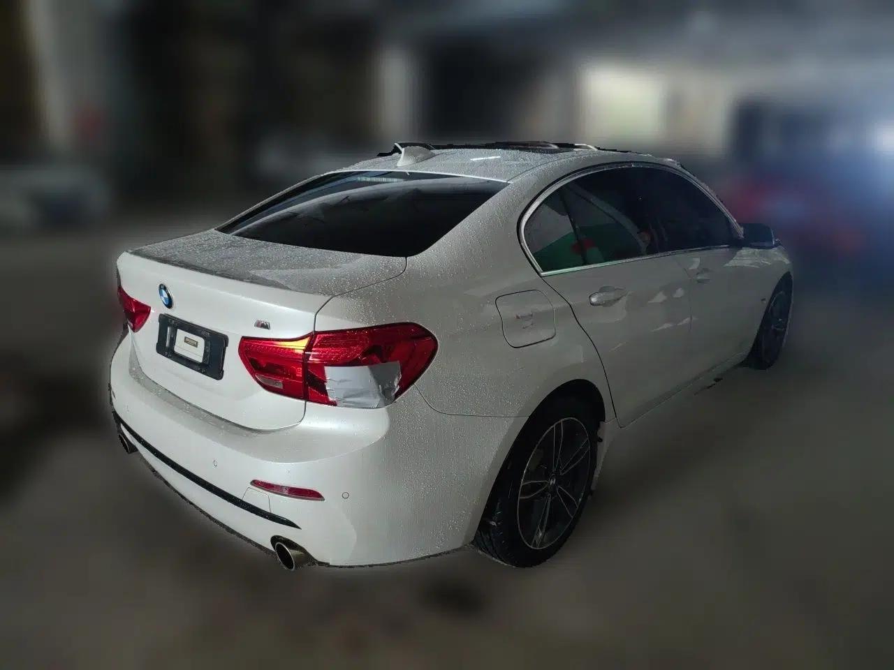 BMW 1 Series 2017 118i Sport Edition — миниатюра 6