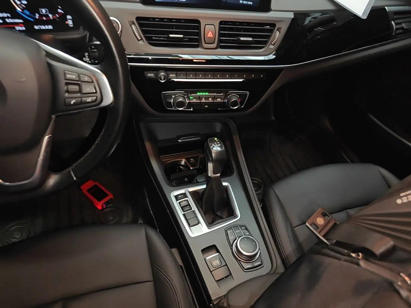 BMW 1 Series 2019 118i Fashion Model — миниатюра 16