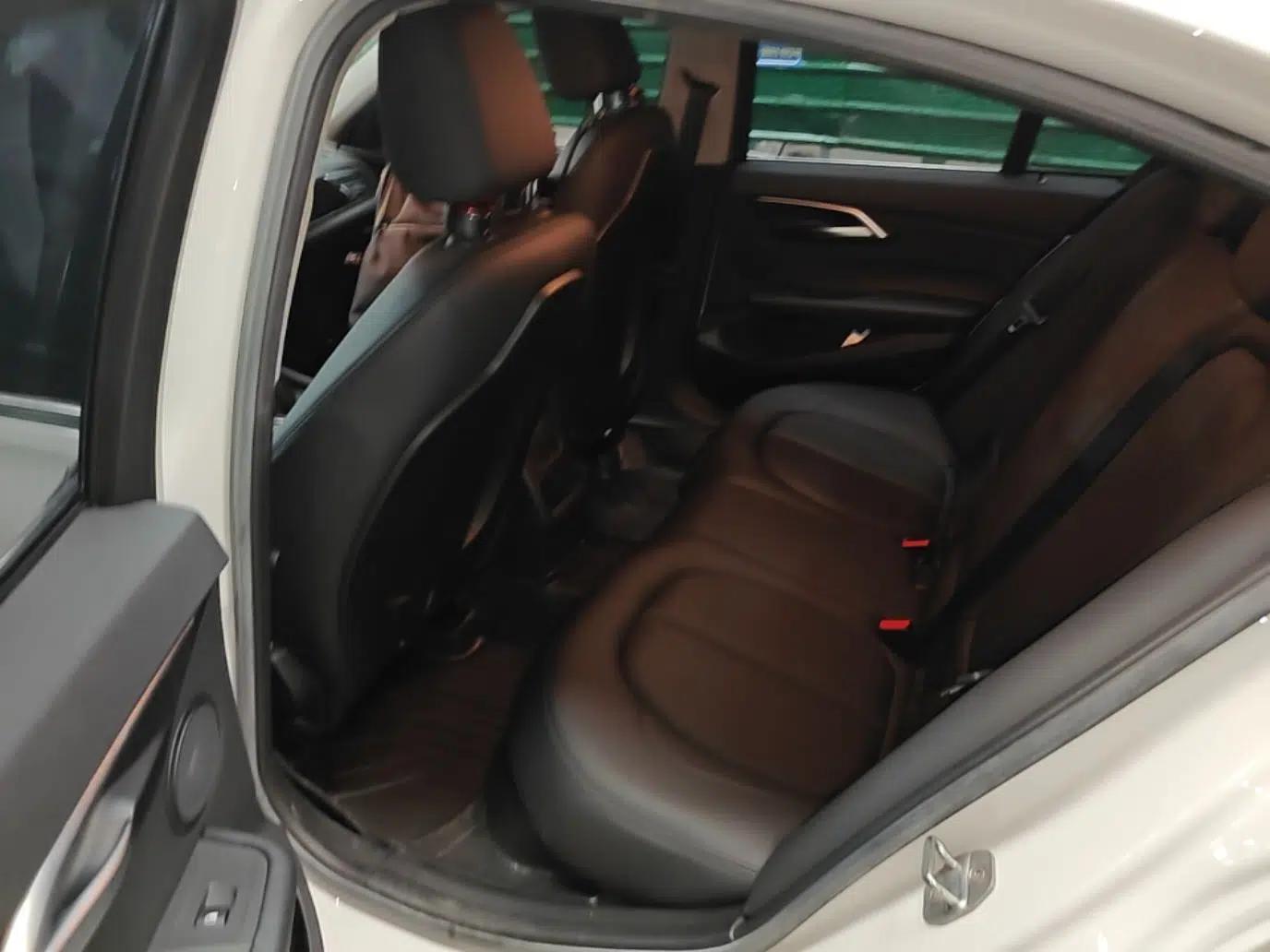 BMW 1 Series 2019 118i Fashion Model — миниатюра 20