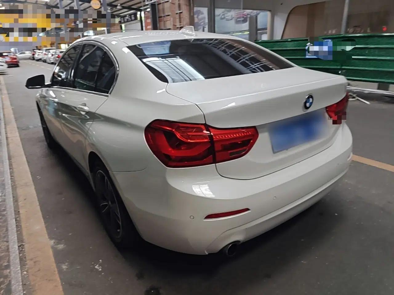 BMW 1 Series 2019 118i Fashion Model — миниатюра 4
