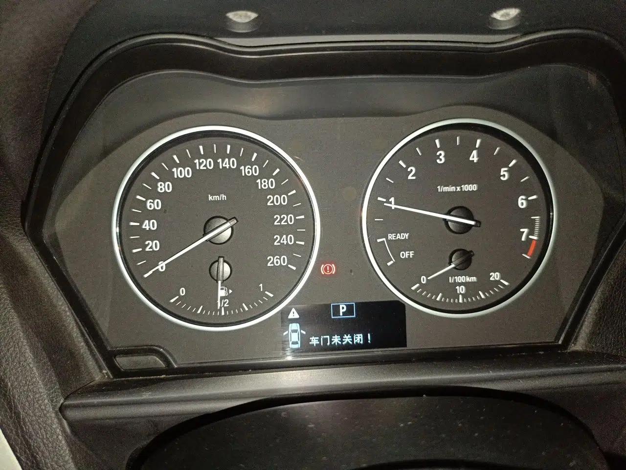 BMW 1 Series 2016 118i Leading Model — миниатюра 11