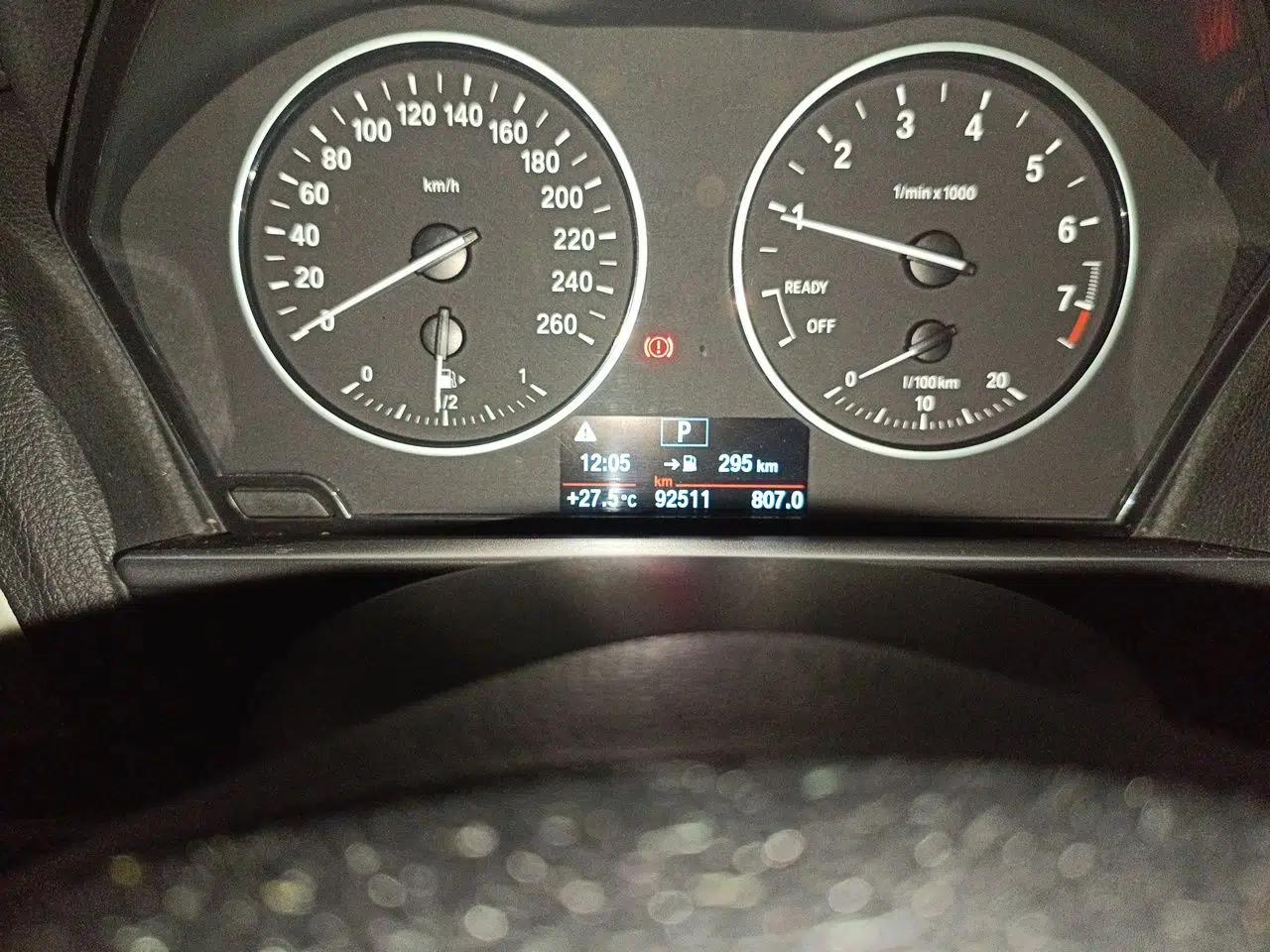 BMW 1 Series 2016 118i Leading Model — миниатюра 12