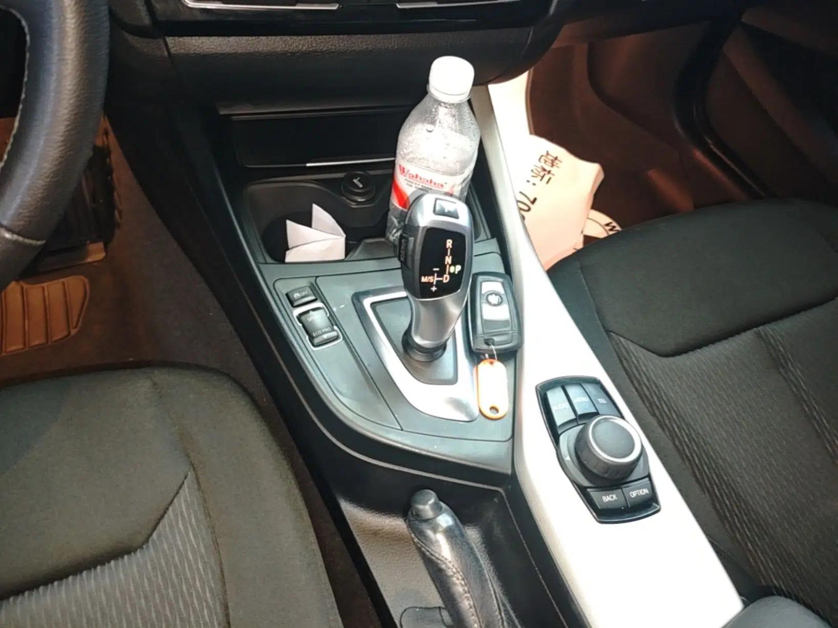 BMW 1 Series 2016 118i Leading Model — миниатюра 16