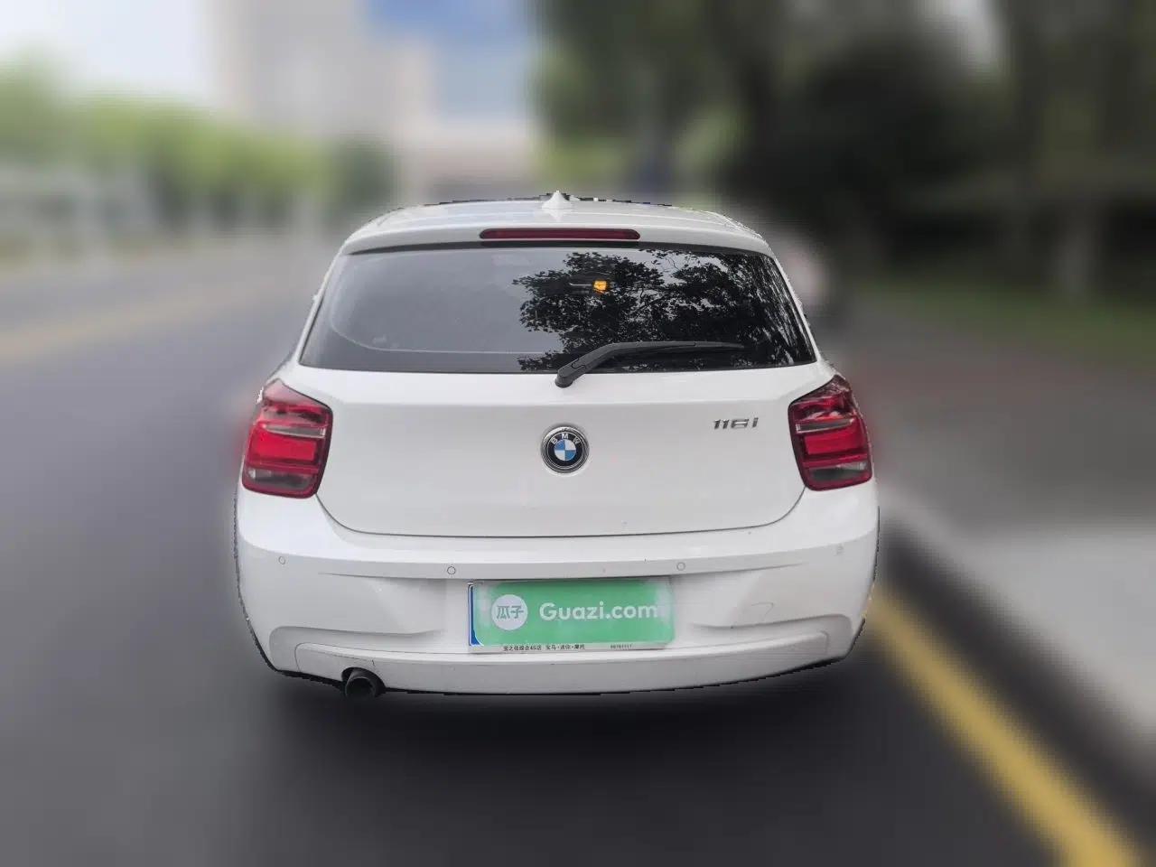 BMW 1 Series 2013 Revised 116i Urban Edition — миниатюра 5