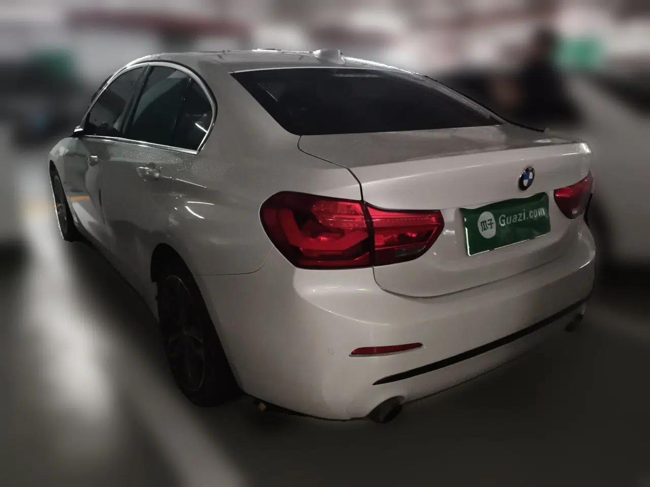 BMW 1 Series 2017 118i Sport Edition — миниатюра 4
