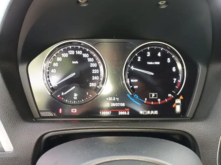 BMW 1 Series 2018 120i M Sport Package — миниатюра 14
