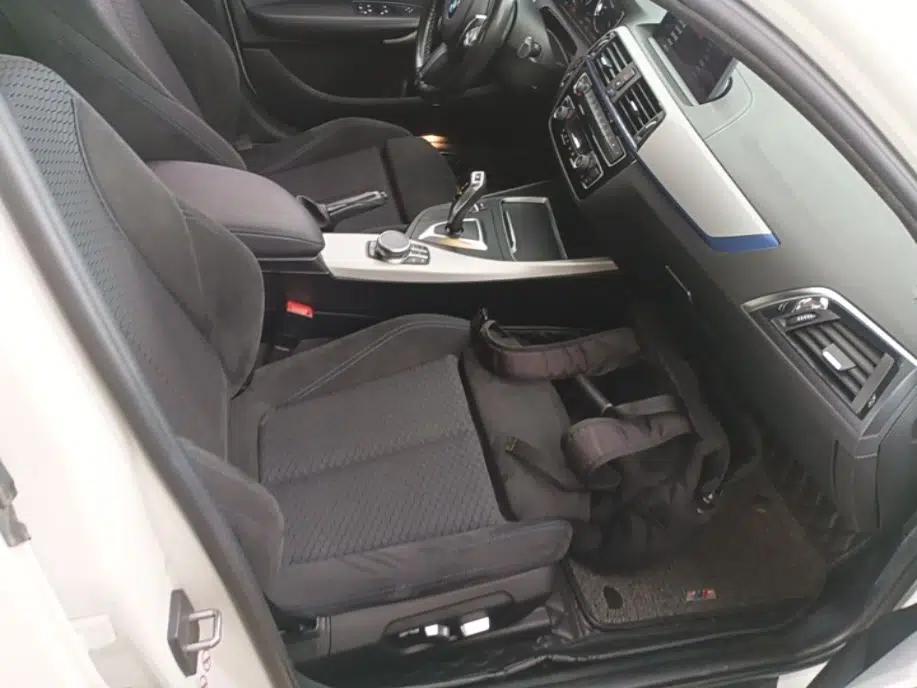 BMW 1 Series 2018 120i M Sport Package — миниатюра 19