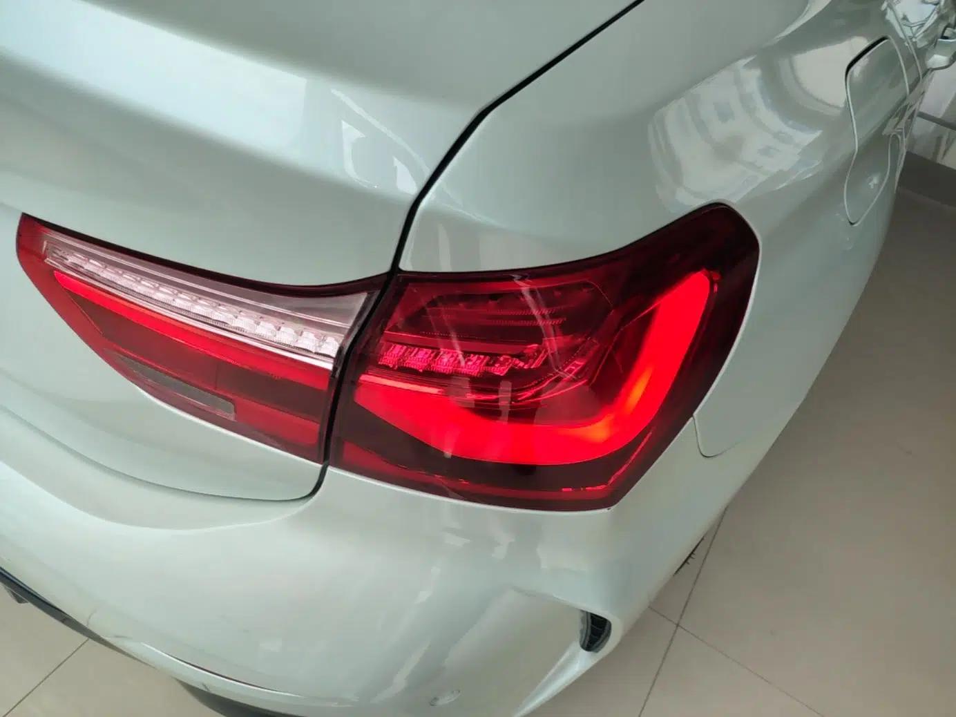 BMW 1 Series 2020 120i M Sport Package — миниатюра 9