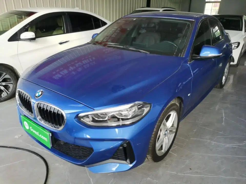 BMW 1 Series 2020 120i M Sport Package — миниатюра 1