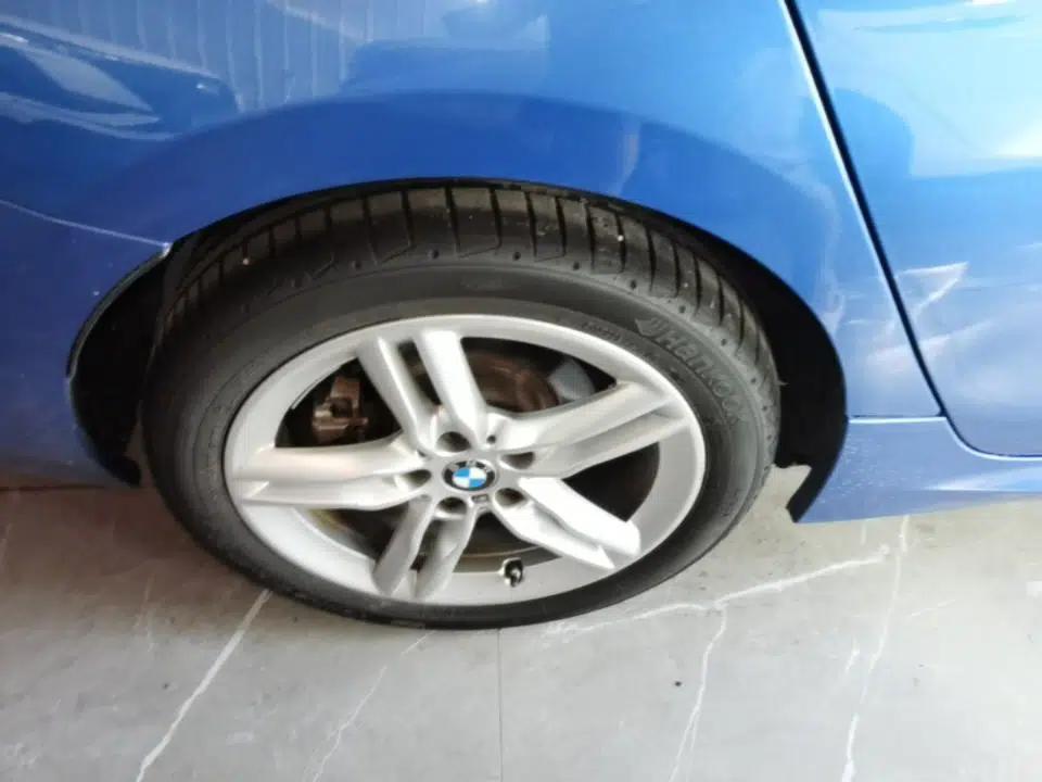 BMW 1 Series 2020 120i M Sport Package — миниатюра 11