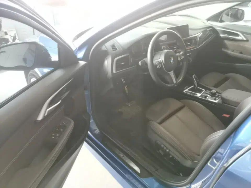 BMW 1 Series 2020 120i M Sport Package — миниатюра 18