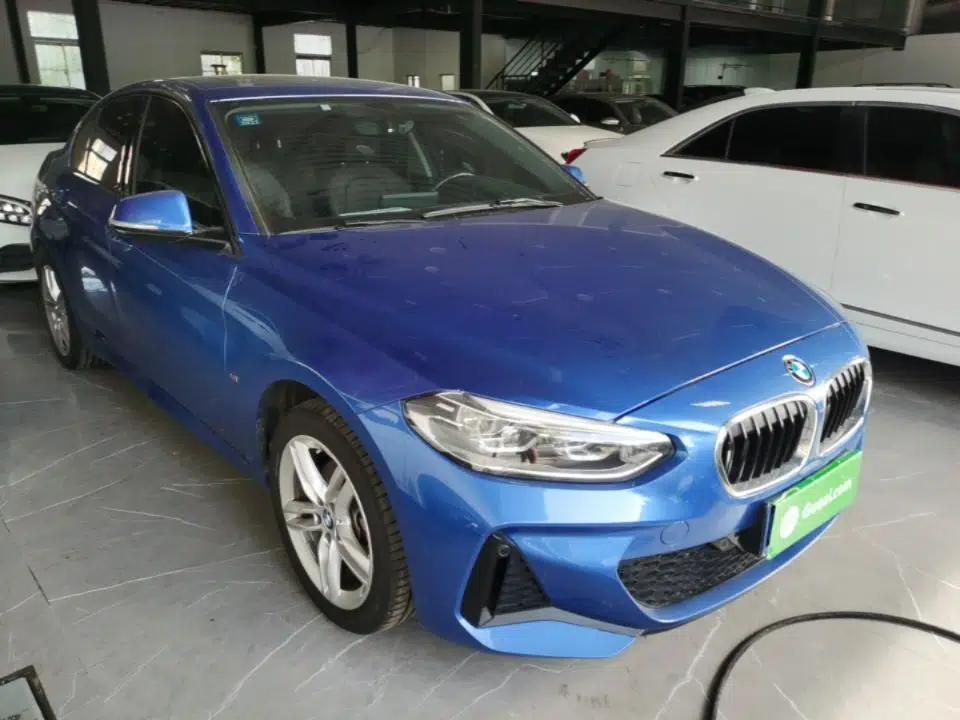 BMW 1 Series 2020 120i M Sport Package — миниатюра 3