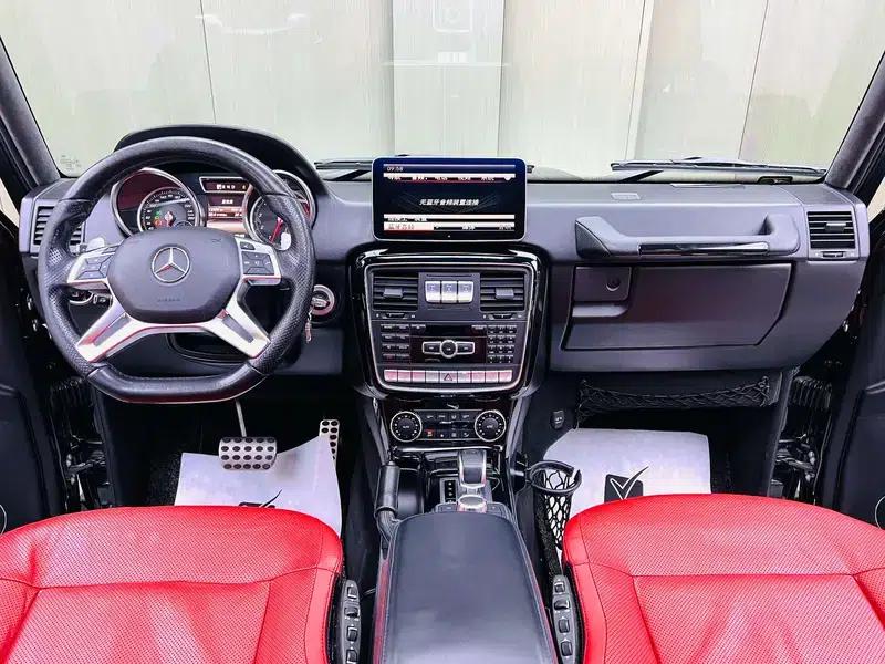 2017 Mercedes-Benz G-Class G 500 — миниатюра 10