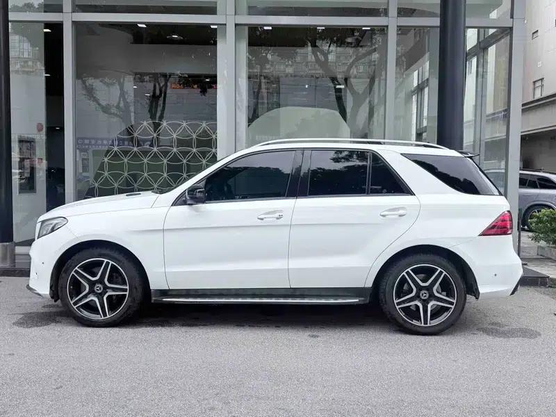 2017 Mercedes-Benz GLE (Imported) GLE 450 AMG 4MATIC — миниатюра 3