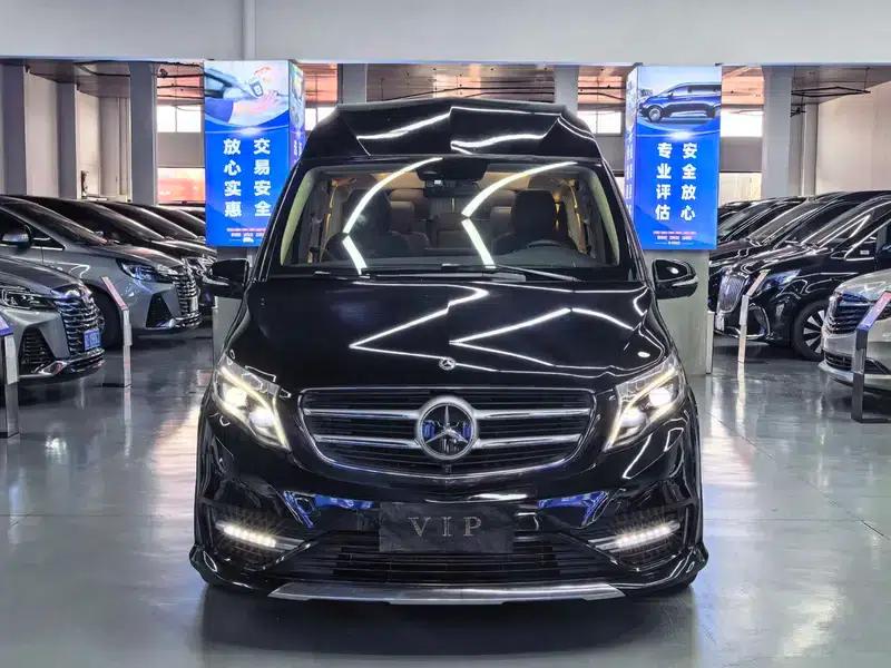 Mercedes-Benz V-Class 2018 V 260 L Premium Extended Edition (China VI Emission Standard) — миниатюра 2