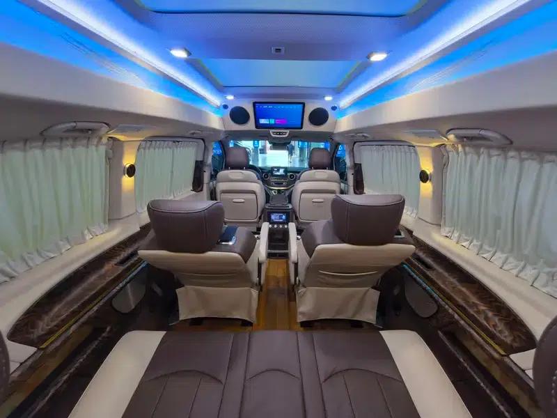 Mercedes-Benz V-Class 2018 V 260 L Premium Extended Edition (China VI Emission Standard) — миниатюра 12