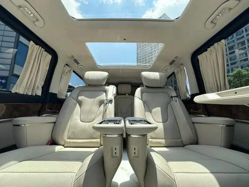 Mercedes-Benz V-Class 2021 V 260 L Long Wheelbase Luxury Edition — миниатюра 11