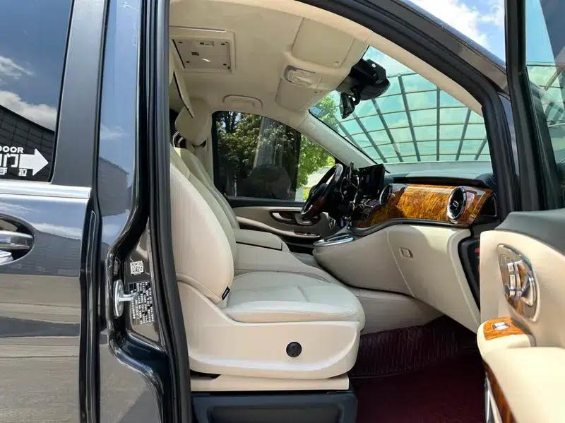 Mercedes-Benz V-Class 2021 V 260 L Long Wheelbase Luxury Edition — миниатюра 12