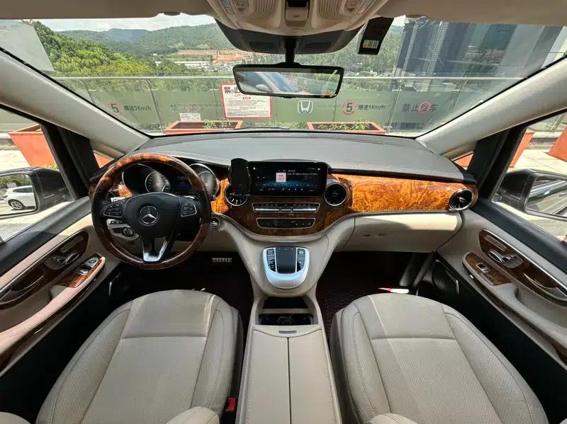 Mercedes-Benz V-Class 2021 V 260 L Long Wheelbase Luxury Edition — миниатюра 13