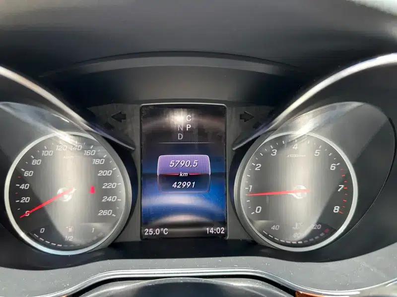 Mercedes-Benz V-Class 2021 V 260 L Long Wheelbase Luxury Edition — миниатюра 14