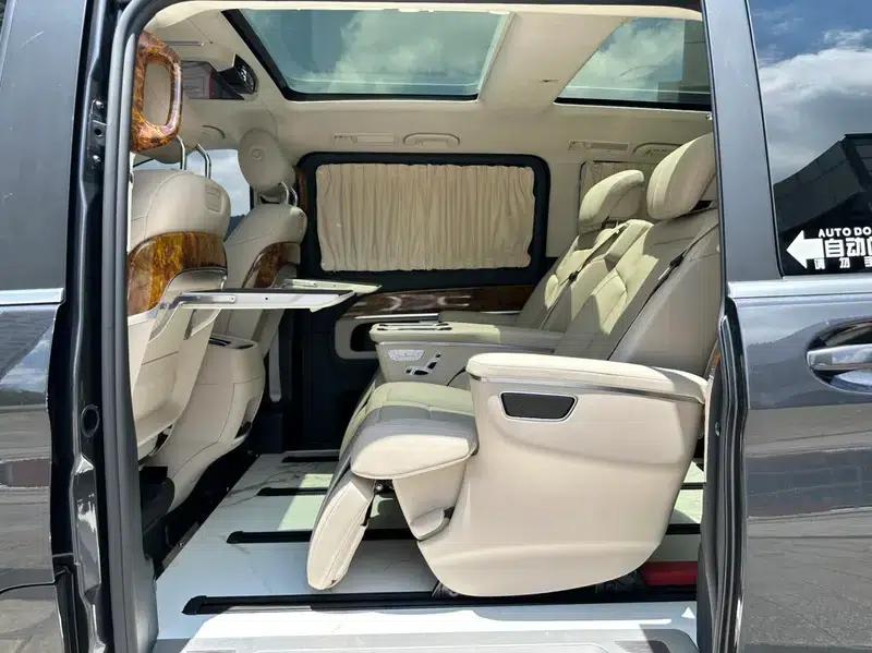 Mercedes-Benz V-Class 2021 V 260 L Long Wheelbase Luxury Edition — миниатюра 20