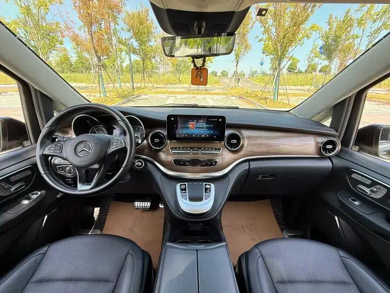 Mercedes-Benz V-Class 2020 V 260 L Long Wheelbase Luxury Edition — миниатюра 14