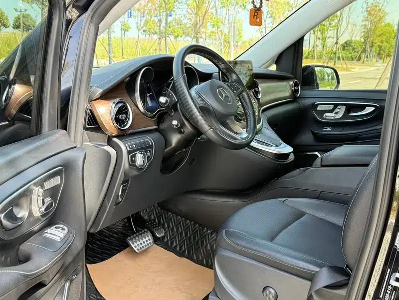 Mercedes-Benz V-Class 2020 V 260 L Long Wheelbase Luxury Edition — миниатюра 16