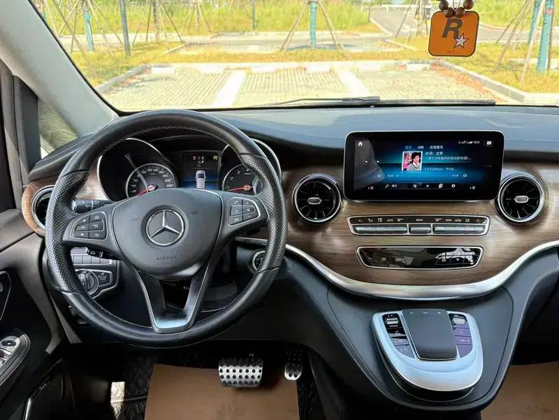 Mercedes-Benz V-Class 2020 V 260 L Long Wheelbase Luxury Edition — миниатюра 17